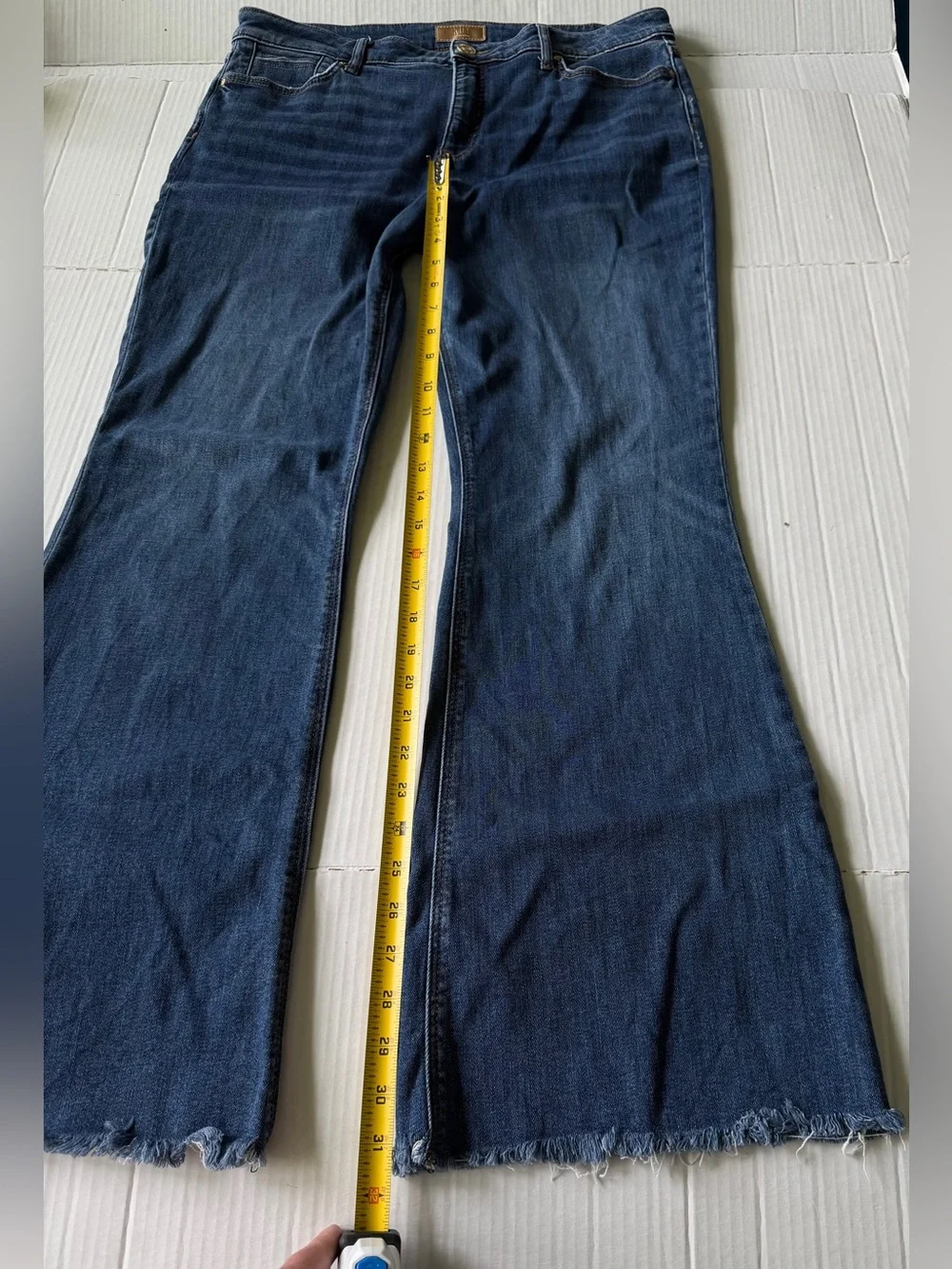 KUT‎ From The Kloth Stella Fab Ab Flare Jean High Rise Distressed Raw Hem Sz 14 - Picture 8 of 10